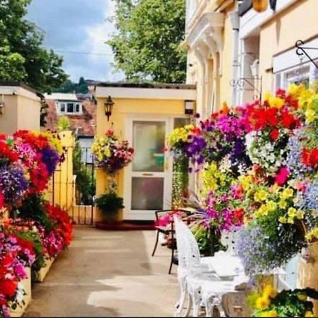 Bed and Breakfast Crowndale Torquay - Exclusively For Adults Exterior foto